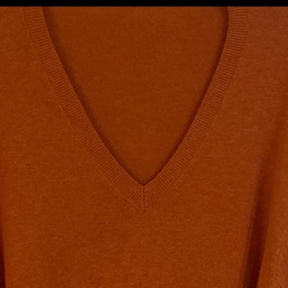 J. McLaughlin Men’s Burnt Orange V-Neck Cotton Blend Size Large Sweater - Picture 6 of 6